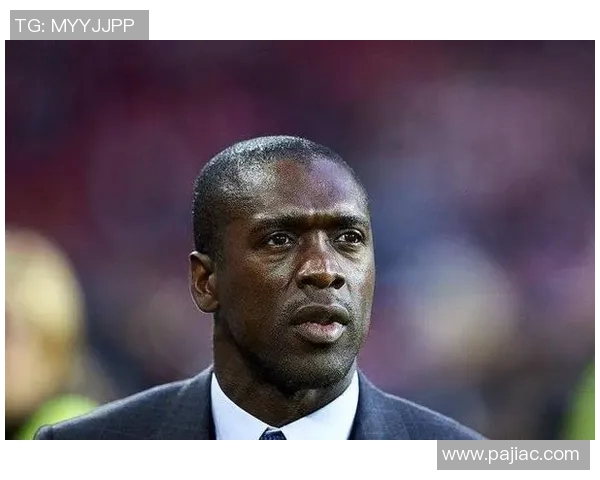 戴维斯与西多夫的巅峰对决谁能在足球历史上留下更深刻的印记